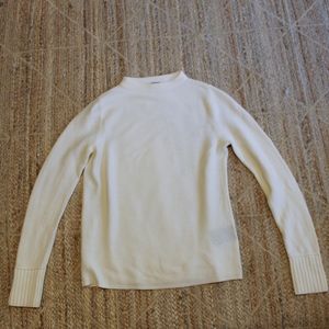 Club monaco women soft wool sweater size M